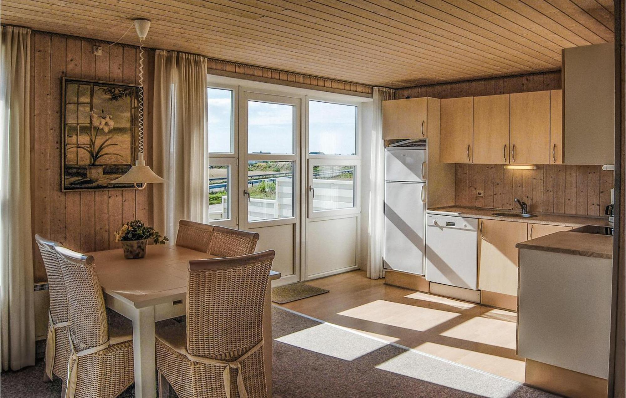 2 Bedroom Gorgeous Home In Hvide Sande Havrvig Экстерьер фото